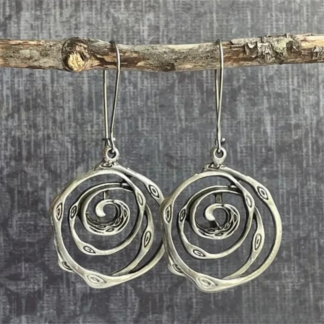 Labyrinth silver earrings
