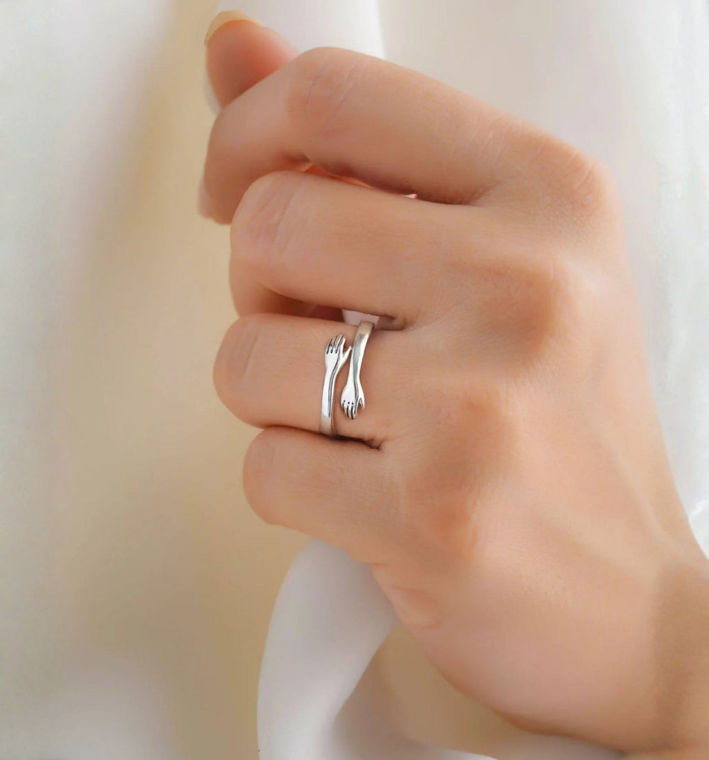Adjustable Hug Ring