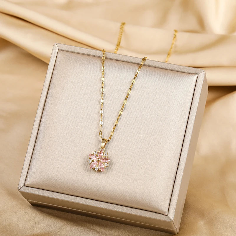Collier Sakura Rose Romantique in Stainless Steel
