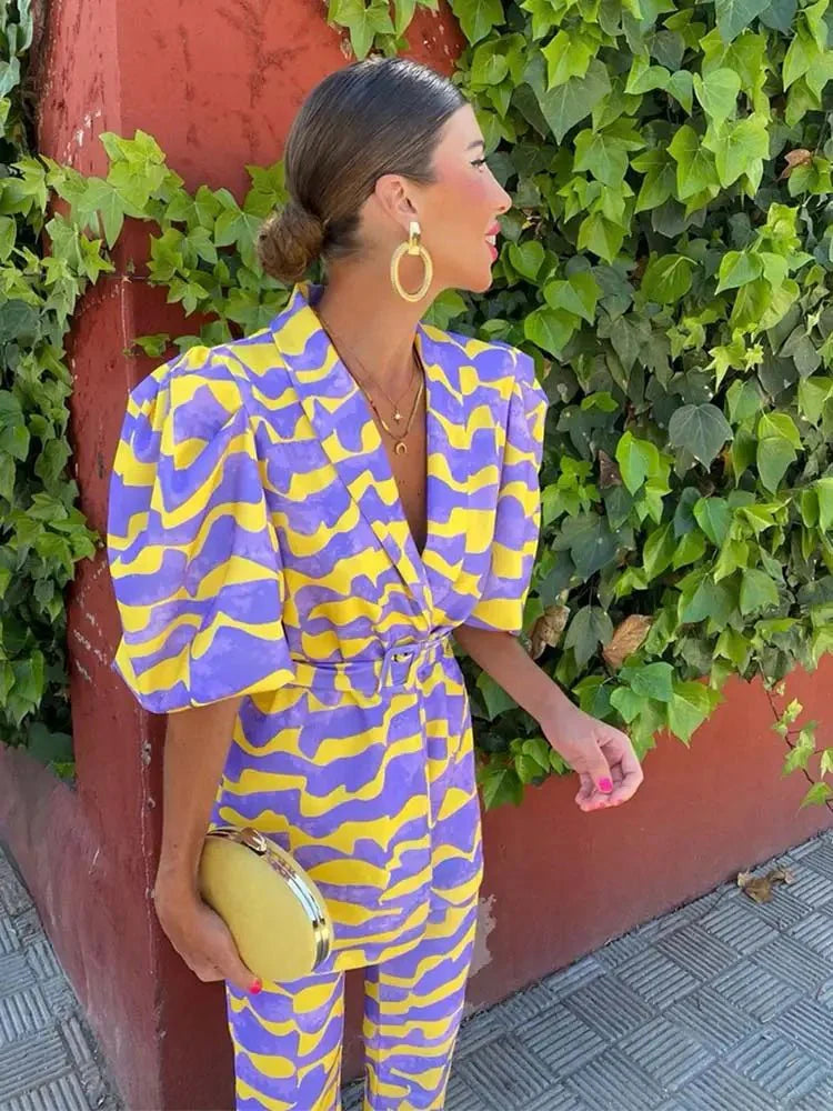 Dana | Complete modern and impressive ensemble