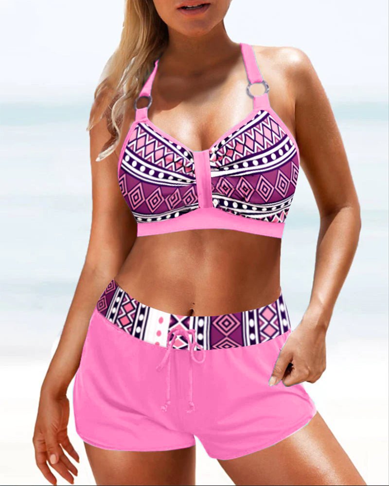 High-waisted bikini with geometric pattern
