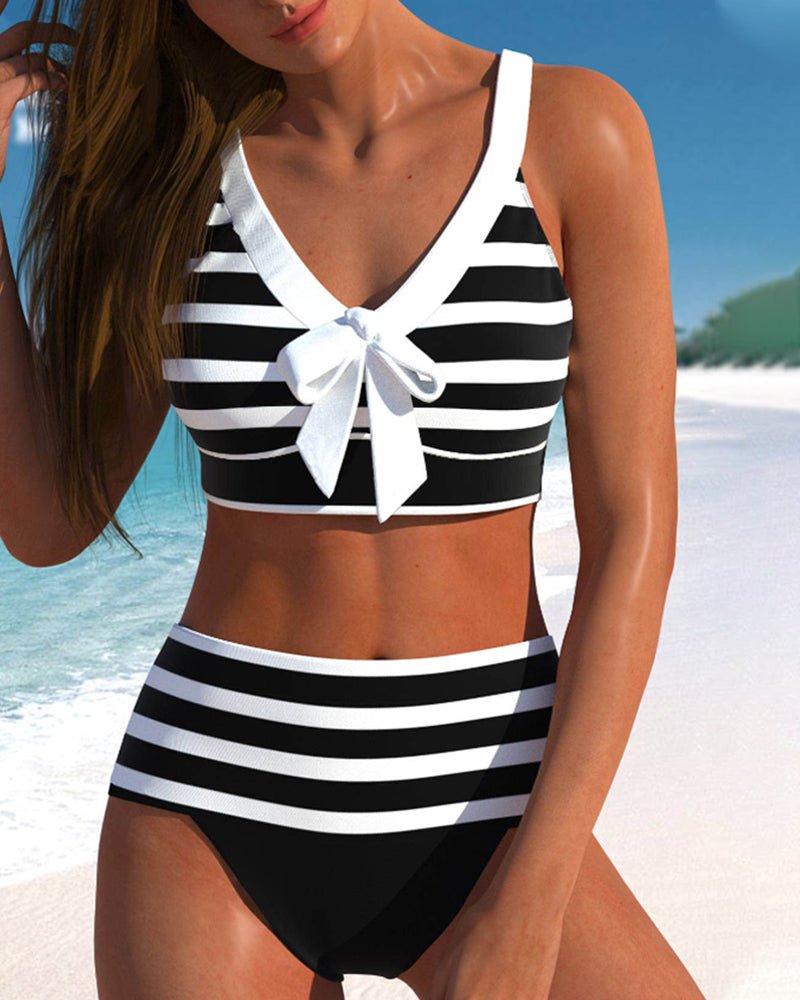 High-waisted bikinis with stripes